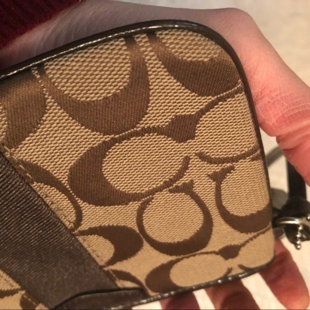 Coach brown Signature c striped wristlet bag - Picture 4 of 7